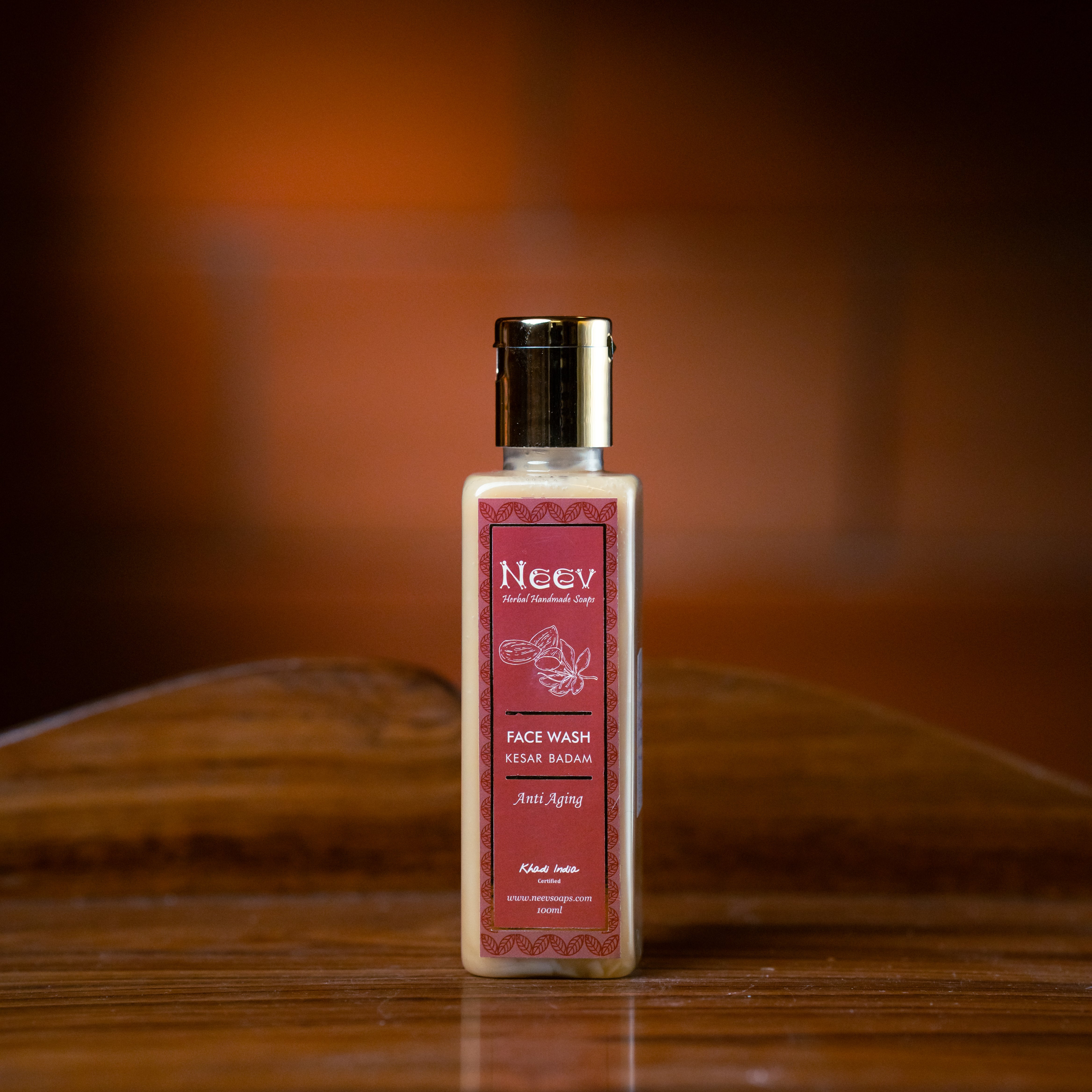 Kesar Badam Facewash Anti-Aging