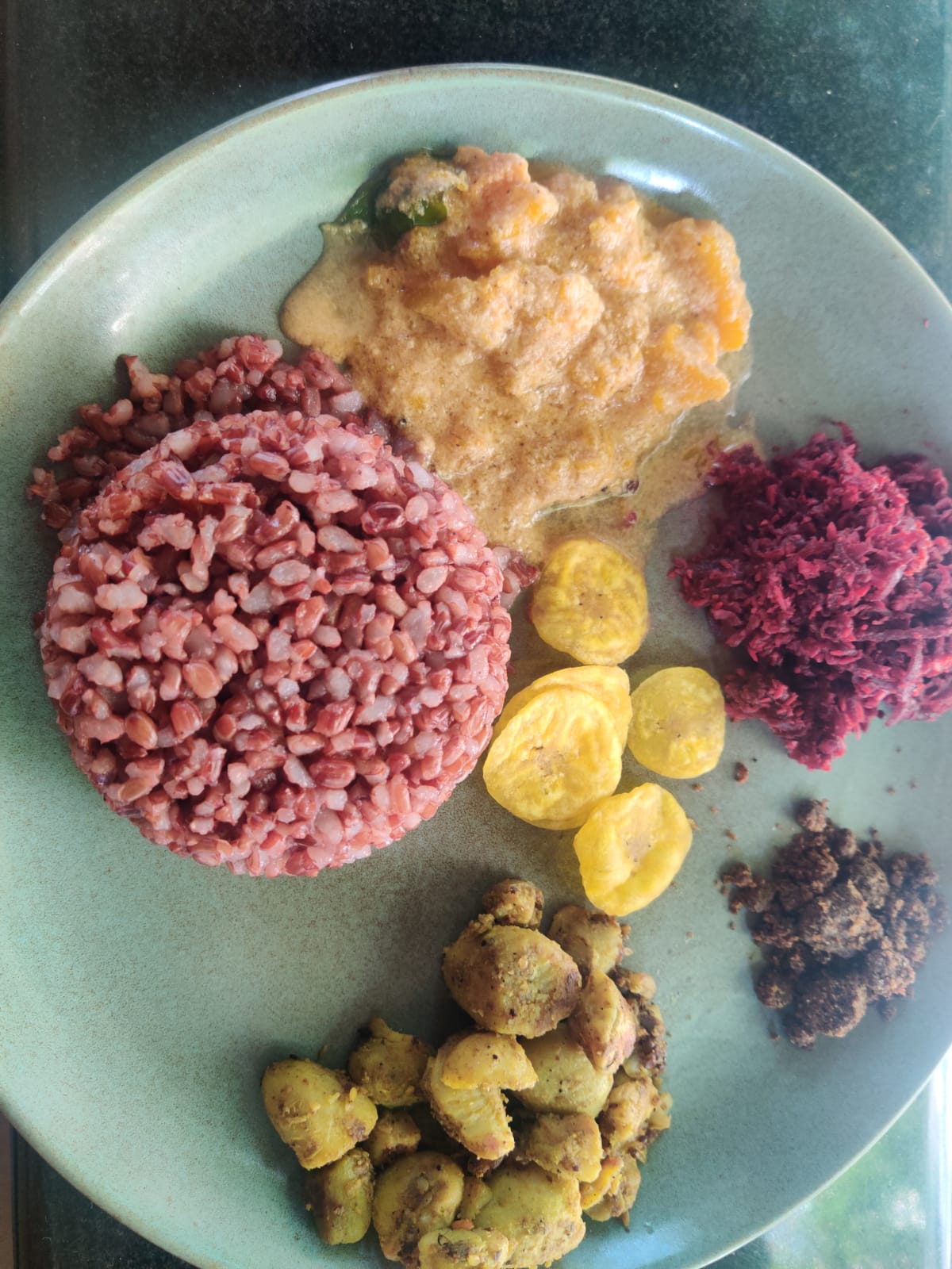 Shop organic kattuyanam red rice online at Bio Basics